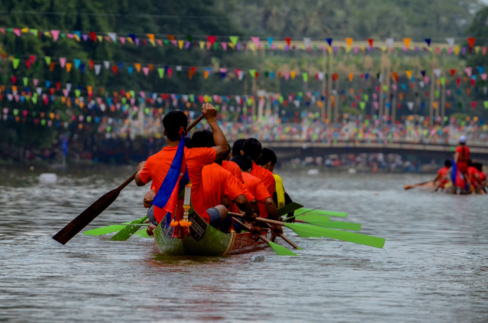 ដើរលេងអ៊ុំទូករួច ស្រាប់តែស្បែករលាក នេះ​ជា​វិធី​ព្យាបាល​ពិសេស