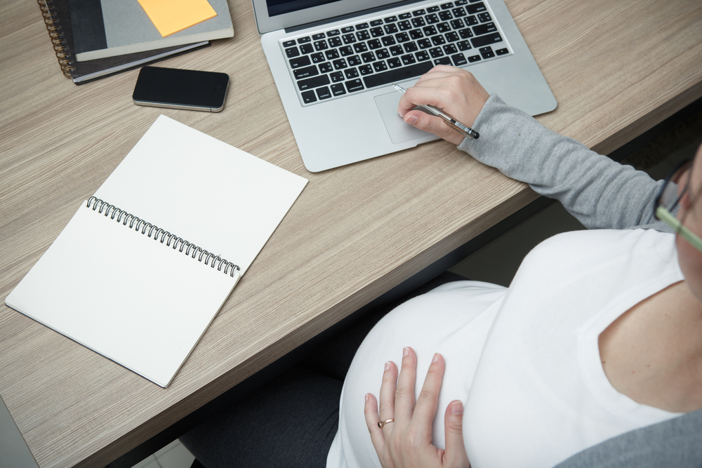 មានផ្ទៃពោះ នៅប្រឹងធ្វើការ​យប់​ទៀត ប្រយ័ត្ន​រលូតកូន!