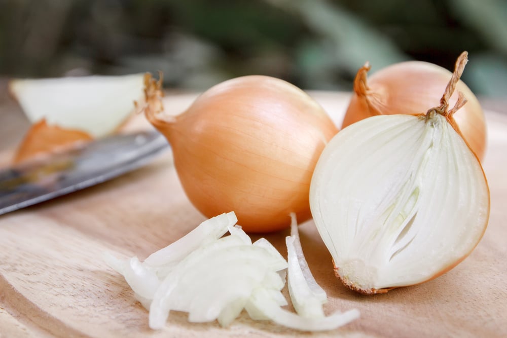 Onion (ខ្ទឹម​បារាំង)