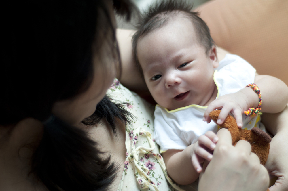 គុណប្រយោជន៍ស្មានមិនដល់ចំពោះស្រីៗបំបៅកូនដោយទឹកដោះ