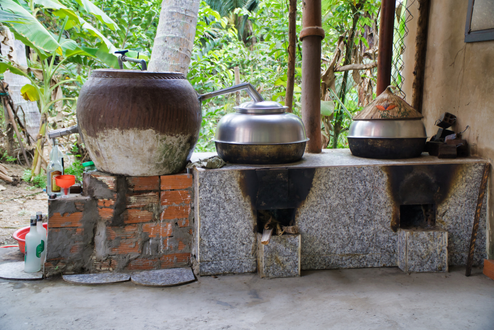 "ស្រាស" បង្កគ្រោះថ្នាក់ រហូតក្រសួងសុខាភិបាលវៀតណាម ព្រមាន