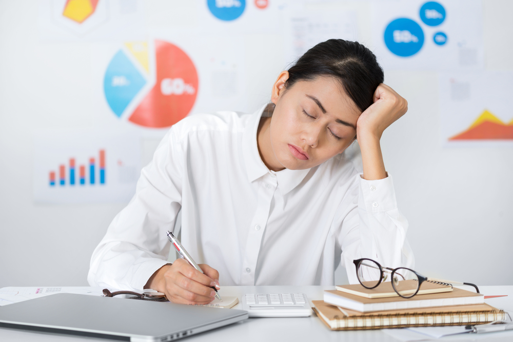 គេងមិនគ្រប់គ្រាន់ធ្វើឲ្យមានបញ្ហាទាំងនេះដល់ខួរក្បាល