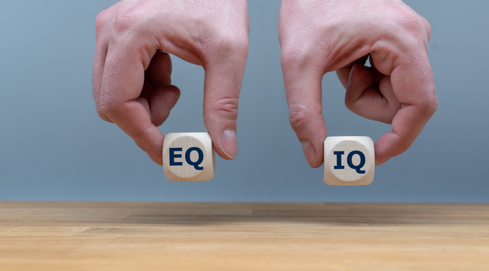 ភាពខុសគ្នារវាង IQ និង EQ