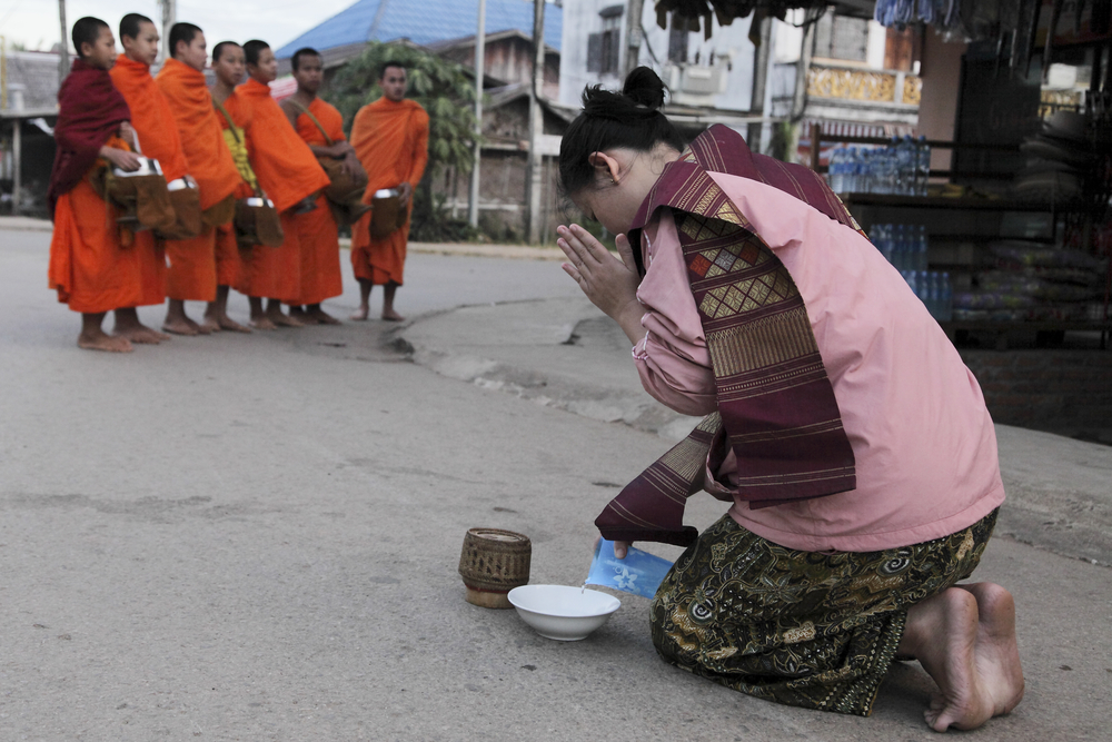ឡាវរកឃើញអ្នកឆ្លងវីរុស COVID-19 ២ ករណីដំបូងក្នុងប្រទេសខ្លួន