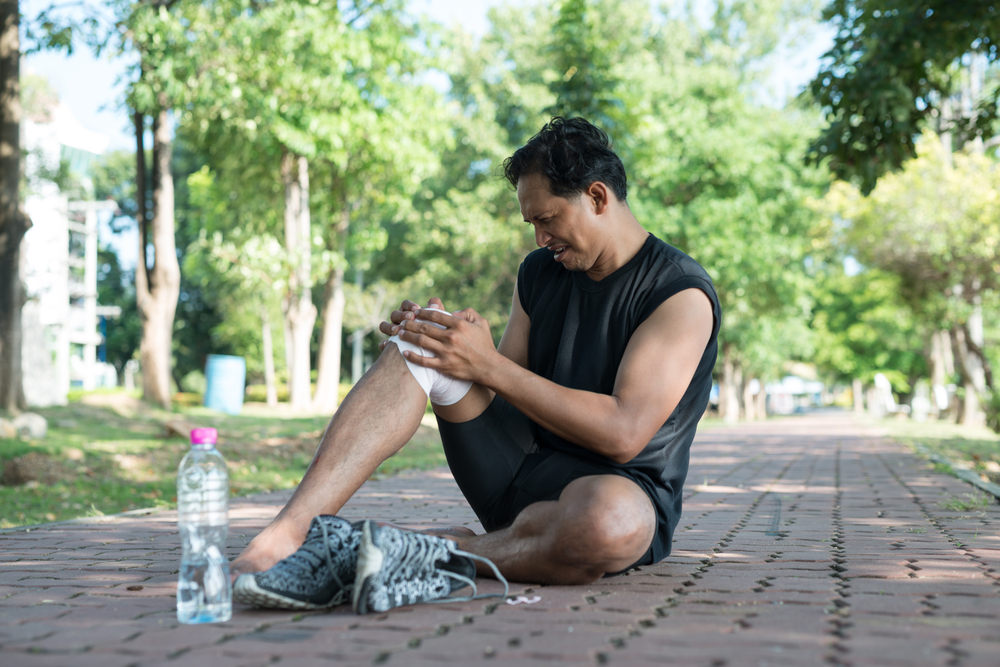 មូលហេតុអ្វីបានជាមាន​បញ្ហាឈឺសន្លាក់? គួរ​ដោះស្រាយ​បែបណា?