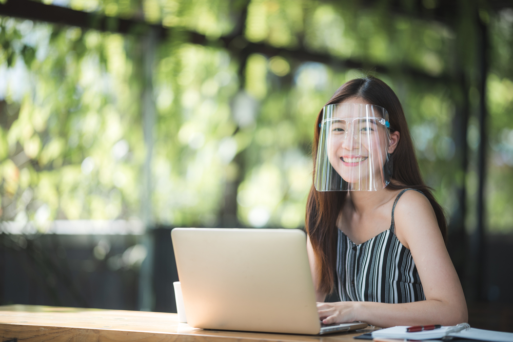 ពាក់តែ​របាំងមុខ អាចការពារវីរុស COVID-19 បានទេ?