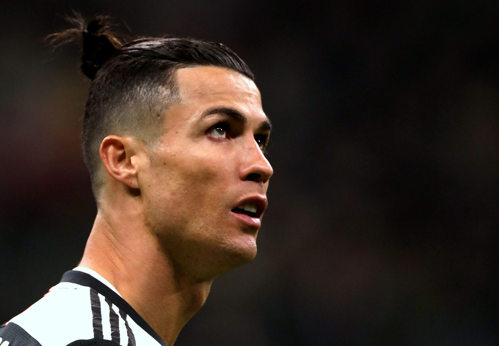 កីឡាករបាល់ទាត់ Cristiano Ronaldo តេស្តវិជ្ជមាន COVID-19