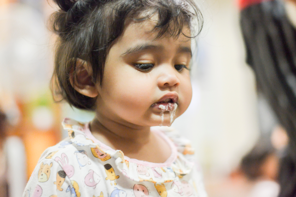 កូនក្អួតធម្មតា ម៉ាក់ប៉ាអាចជួយអាអូនដោយវិធីនេះសិន មុនយកទៅពេទ្យ