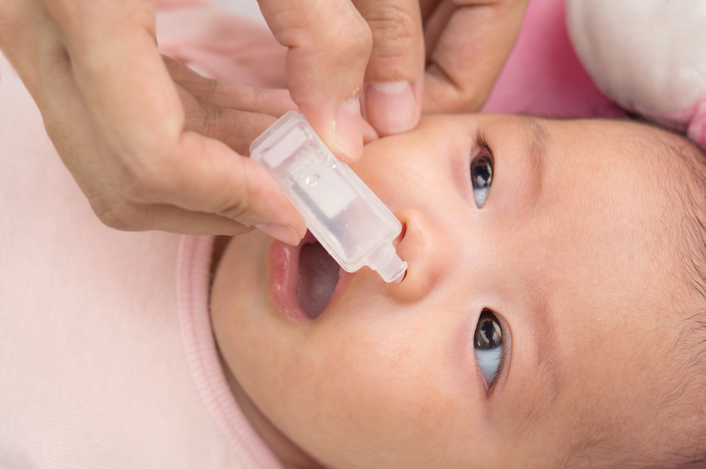 វិធីងាយៗ ពេលកូនតូចតឹងច្រមុះ ហៀរសម្បោរ