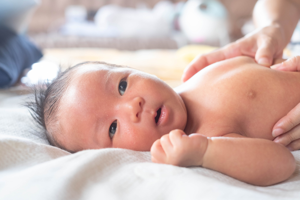 ម៉េចបានក្មេងញ៉ាំ ឬលេបរបស់រឹងទៅ ក្រពះមិនរំលាយ?