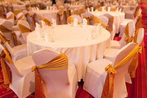 រដ្ឋបាលខេត្តកំពង់ស្ពឺ សម្រេចផ្អាកពិធីរៀបការ និងបុណ្យផ្សេងៗបណ្តោះអាសន្ន